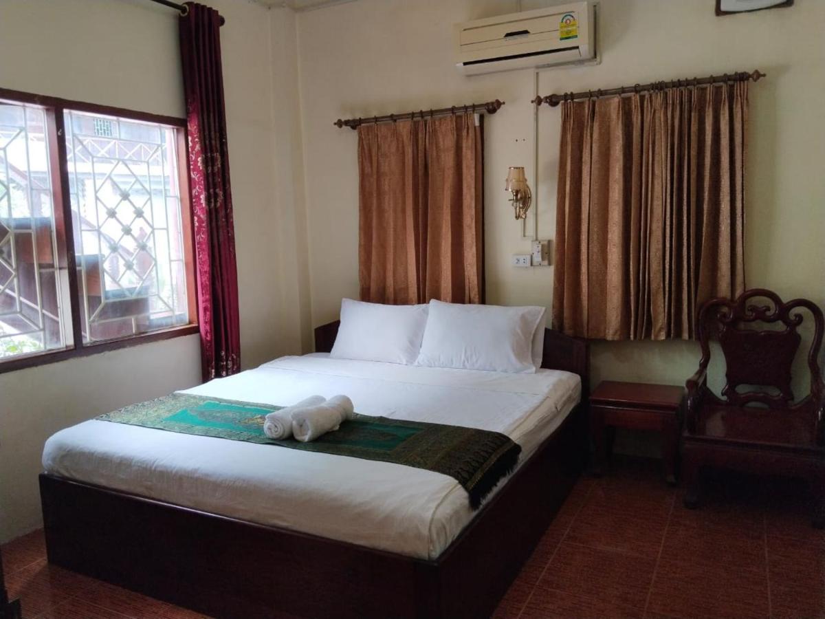 Thipphaphone Guesthouse Muang Pakbèng Exteriér fotografie